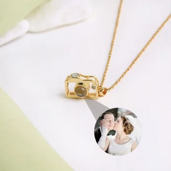 Stylish gold camera picture necklace, perfect for a personal touch