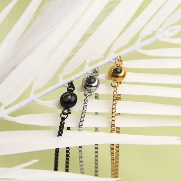 Unique group of round bracelets in various colors, for every style and occasion