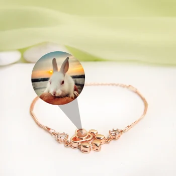 Rose gold pet paw charm bracelet, a perfect tribute to the cherished bond with your furry friend.